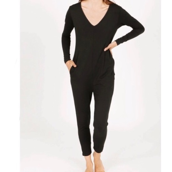 Smash + Tess Friday Romper Long Sleeves V Neck In Black Size Medium - Picture 2 of 8